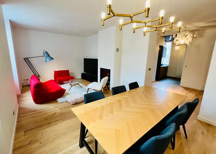 דירה Liv Homes Apvril גרנובל